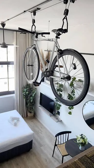 Luxury Tiny Apartment / Co_Living / City Views Cape Town